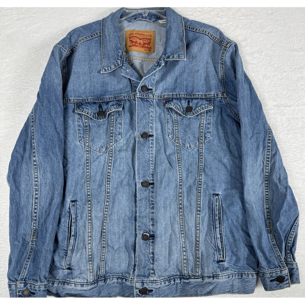 Levi's Trucker Jacket Mens XXL *Fits XL* Faded Wash Outerwear Classic Button Up - Picture 2 of 16